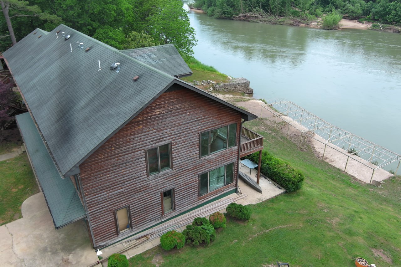 Gorgeous Current Riverfrontage at 251 Walleye Lane, Doniphan, Missouri Ripley County MO